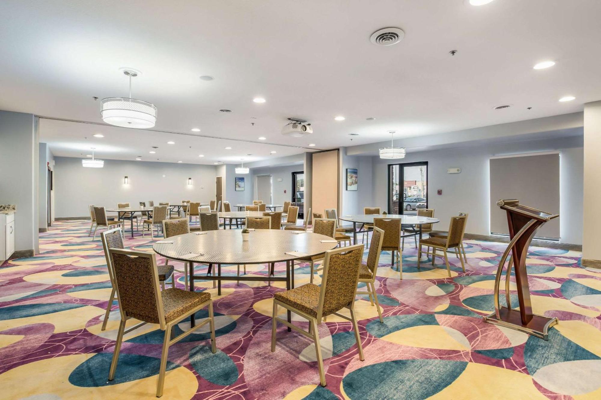 The Leo Collection Detroit, Ascend Hotel Collection Lincoln Park Luaran gambar