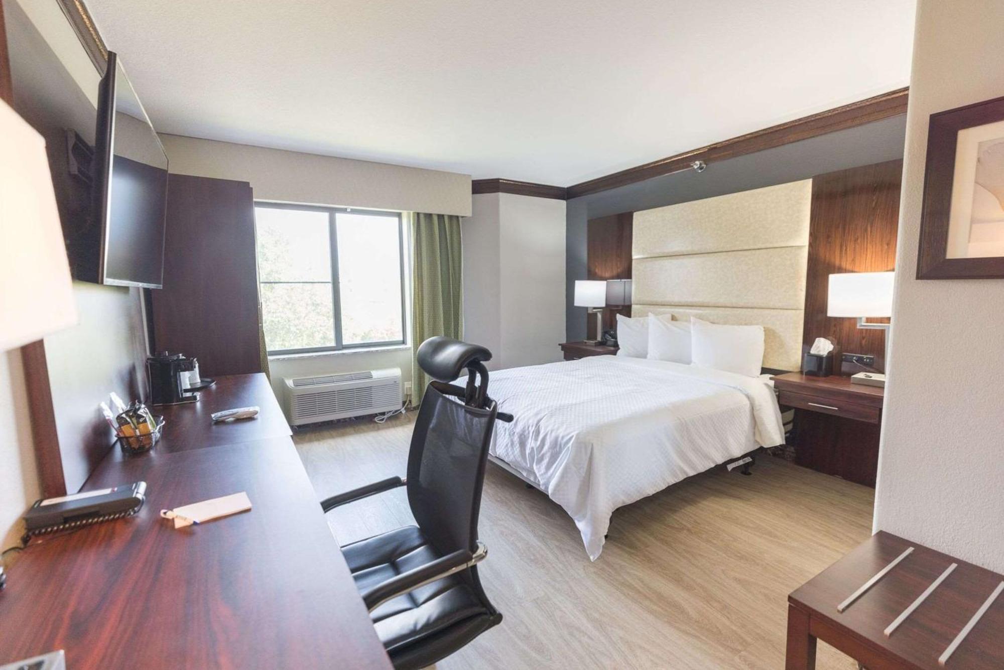 The Leo Collection Detroit, Ascend Hotel Collection Lincoln Park Luaran gambar